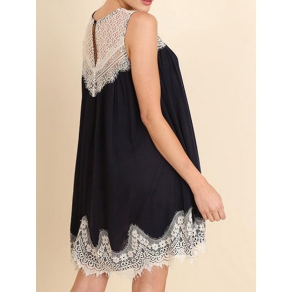 *S left* Blue Lace Accent Swing Tunic Dress - Picture 4 of 8